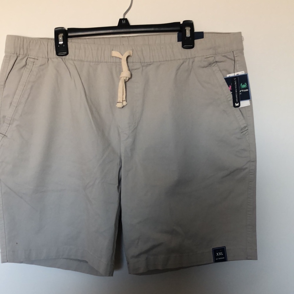 Charleston Threads shorts - Picture 2 of 9